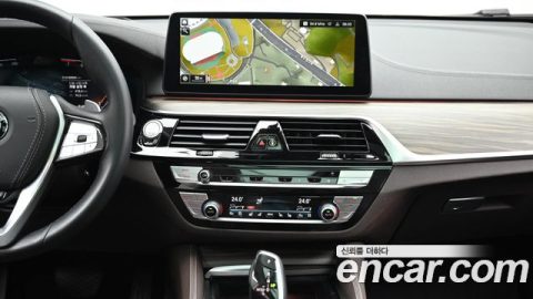 BMW Gran Turismo 2023