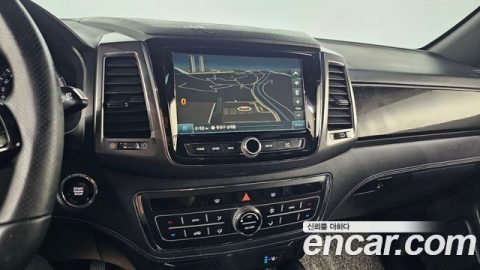 SsangYong Rexton 2021
