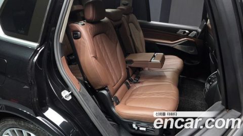BMW X7 2021