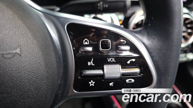Mercedes-Benz GLB-Class 2022
