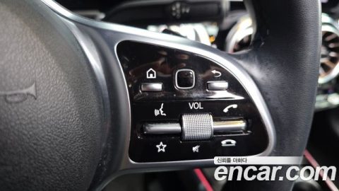 Mercedes-Benz GLB-Class 2022