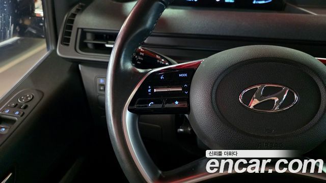 Hyundai Staria 2021