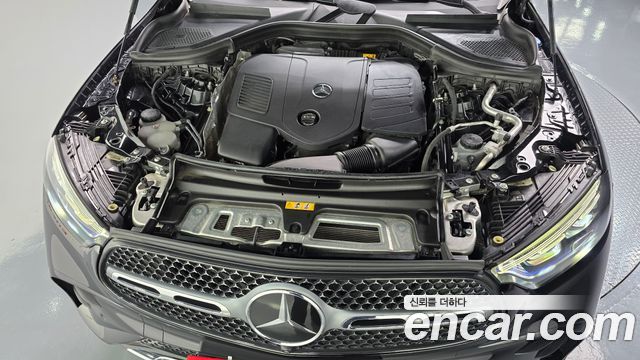 Mercedes-Benz GLC-Class 2023