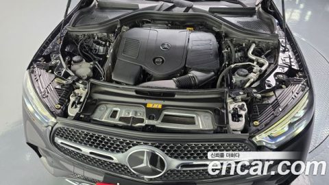 Mercedes-Benz GLC-Class 2023