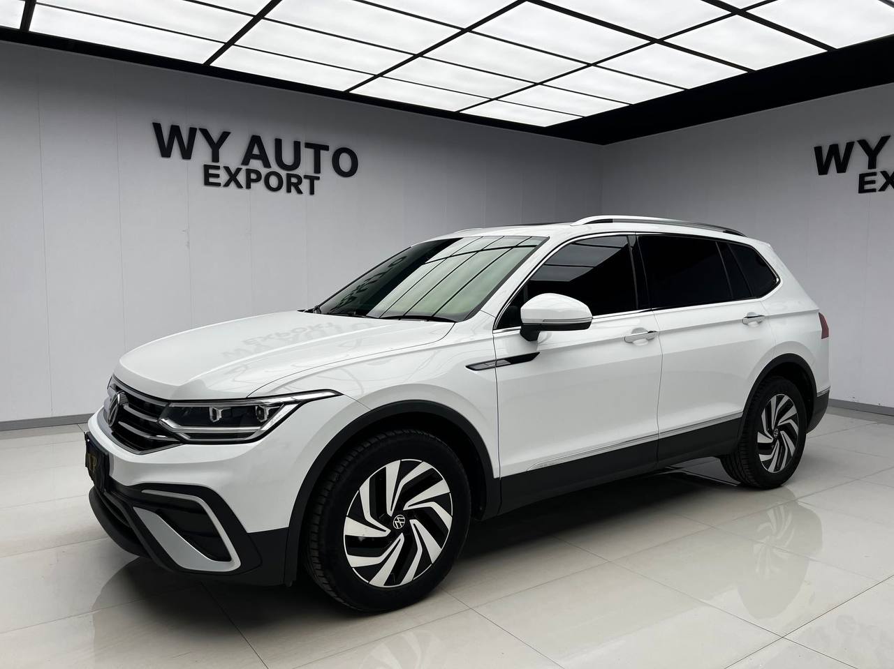 Volkswagen Tiguan L 2023