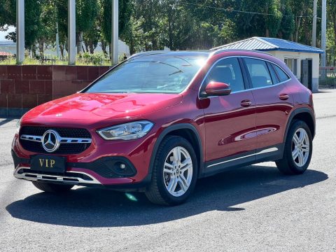 Mercedes-Benz GLA 2021