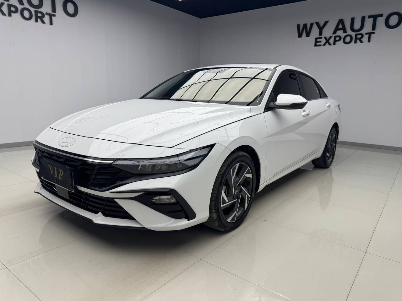 Hyundai Elantra 2023